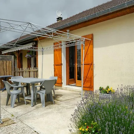 Laines-aux-bois, 2 Pieces, 4 Personnes - Fr-1-543-87 Casa de Férias *